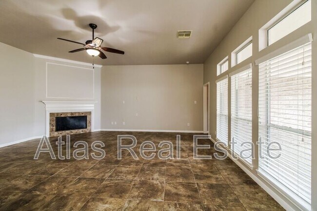 Foto del edificio - 2006 Breezway Bend Ln