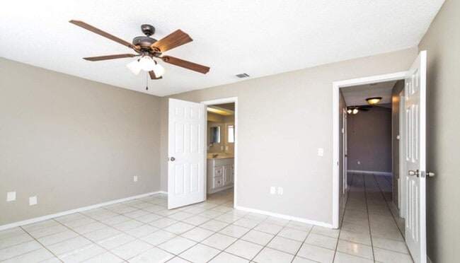 Building Photo - 1659 Sunburst Way