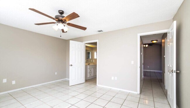 Foto del edificio - 1659 Sunburst Way