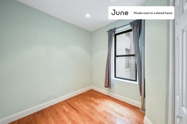 Building Photo - Room in Shared 2 bed/1 bath home