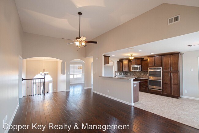 Foto del edificio - 5 br, 3 bath House - 2984 McManus Circle