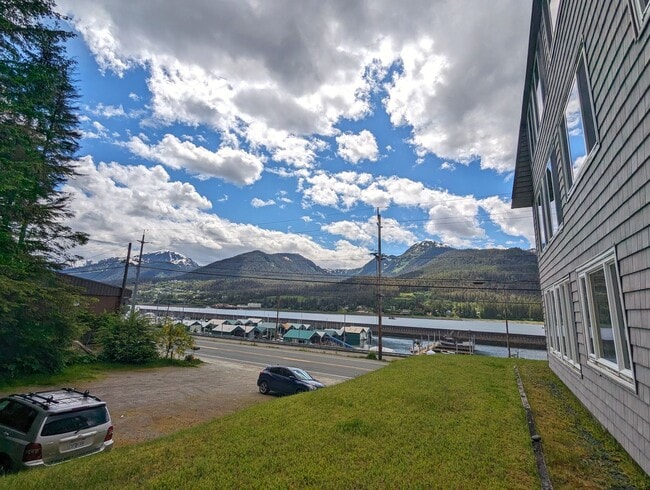 Building Photo - Channel View Aurora Arms Condo, Unfurished...