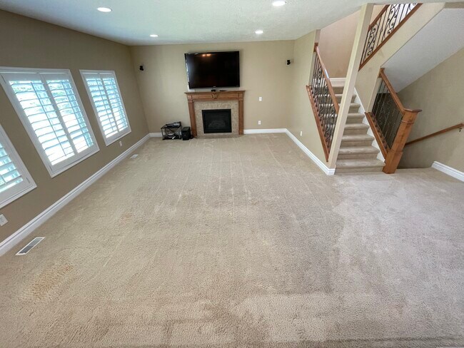 Building Photo - 2936 Sefton Dr