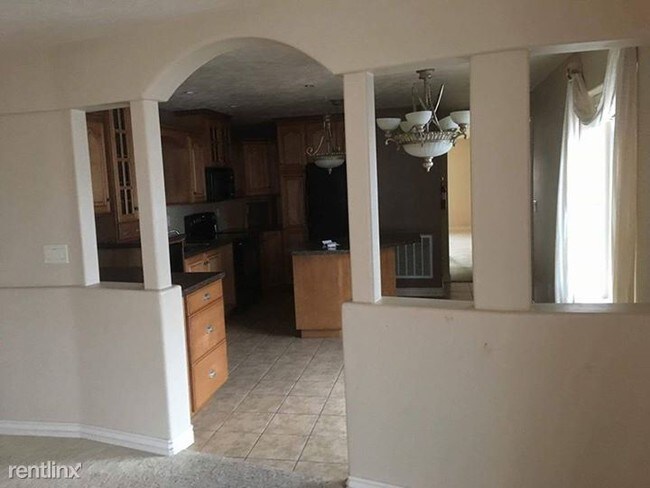 Building Photo - 2 br, 1 bath House - 775 S 1250 W side B