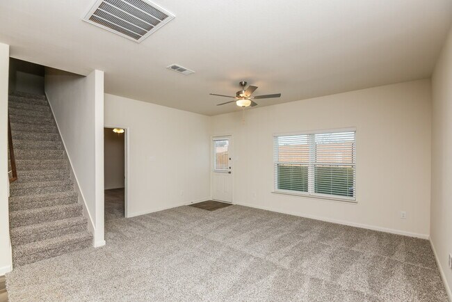 Foto del edificio - 10900 Gray Mare Dr