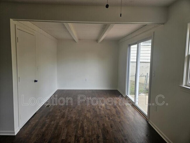 Building Photo - 2614 Belle Crest Drive