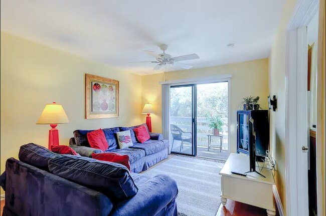 Foto del edificio - 45 Folly Field Rd