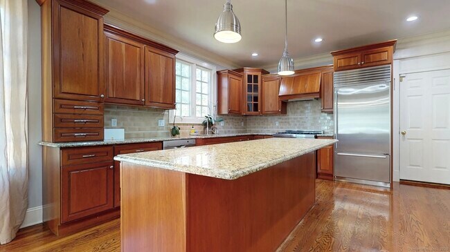 Foto del edificio - 59 Crescent Rd