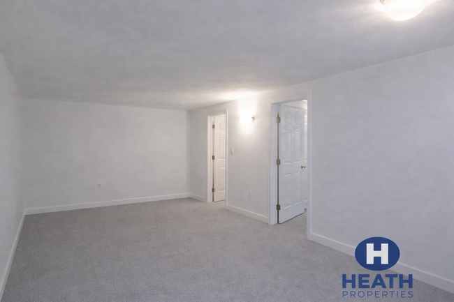 Building Photo - 24 St Cyprians Pl