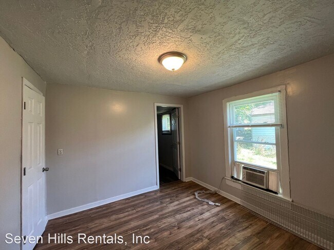 Foto del edificio - 4 br, 1 bath House - 1506 Cave Spring Road