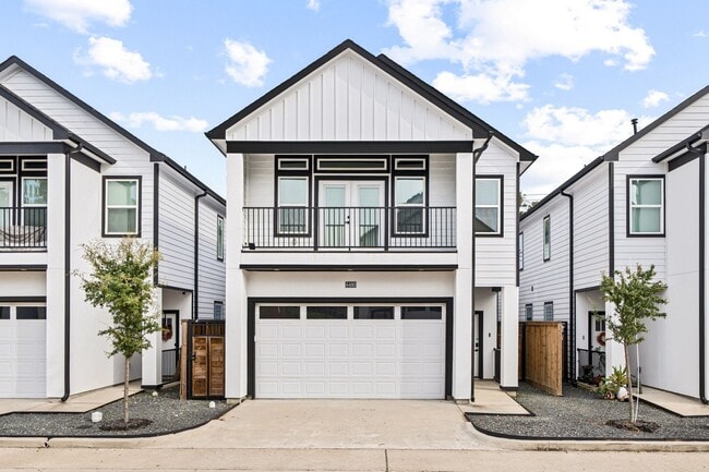 Building Photo - 6480 T C Jester Blvd