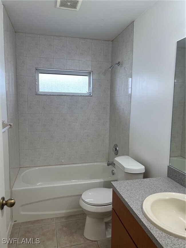 Foto del edificio - 279 SW 3rd Terrace