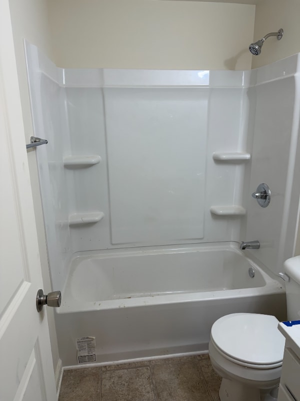 Building Photo - 1029 E Walnut St