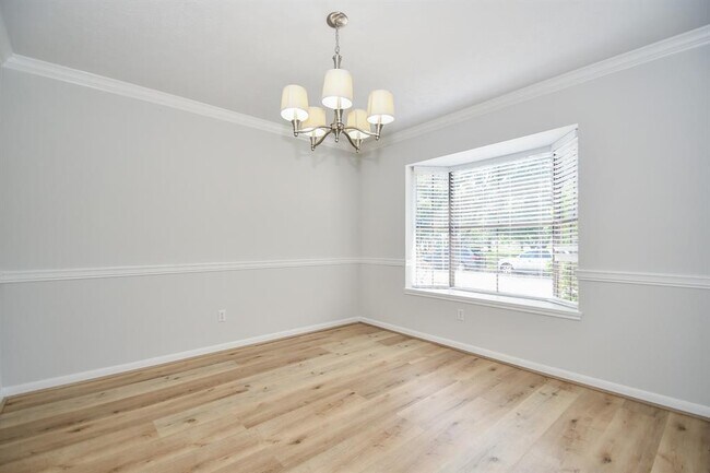 Foto del edificio - 3107 Barnhill Ln