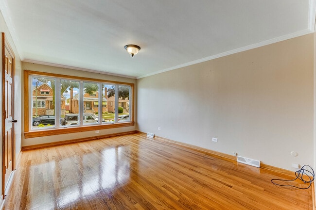 Building Photo - 5328 Latrobe Ave