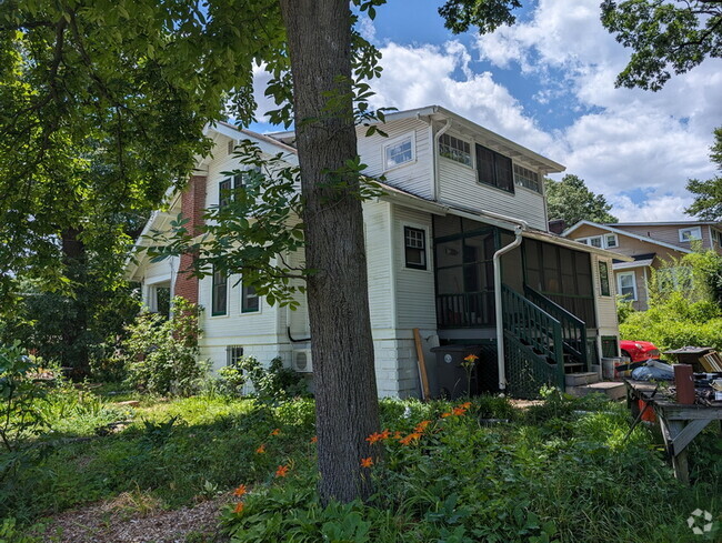 Building Photo - 4216 Queensbury Rd