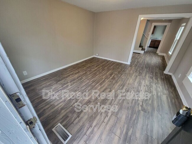 Foto del edificio - 626 Ross Ave