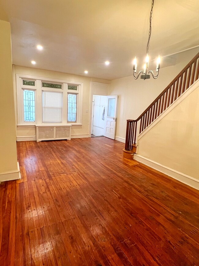 Building Photo - 2413 S 64th St