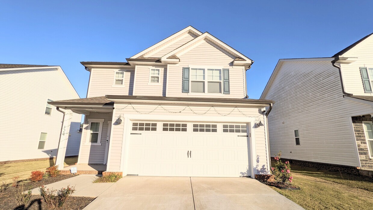 Primary Photo - 124 Bison Park Dr