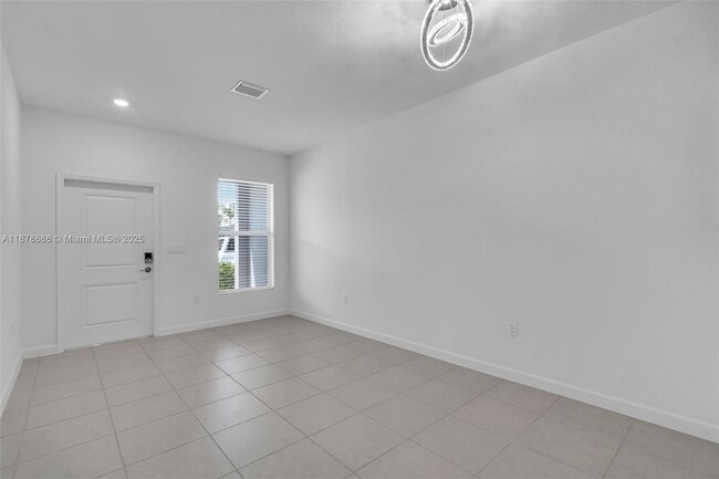 Foto del edificio - 105 SW 184th Ave