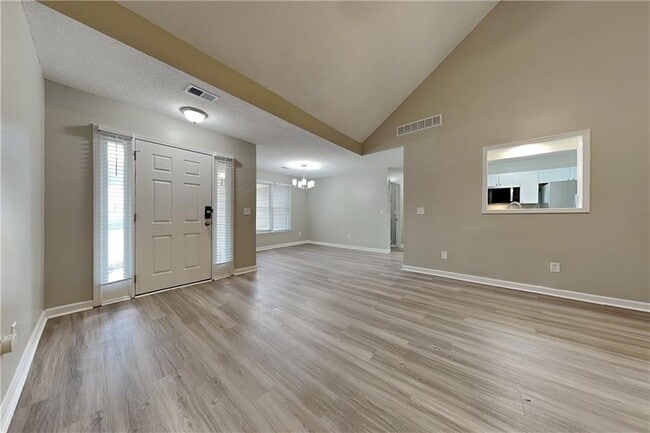 Foto del edificio - 2868 Evonshire Ln