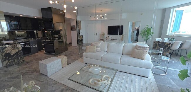 Foto del edificio - 300 South Pointe Dr
