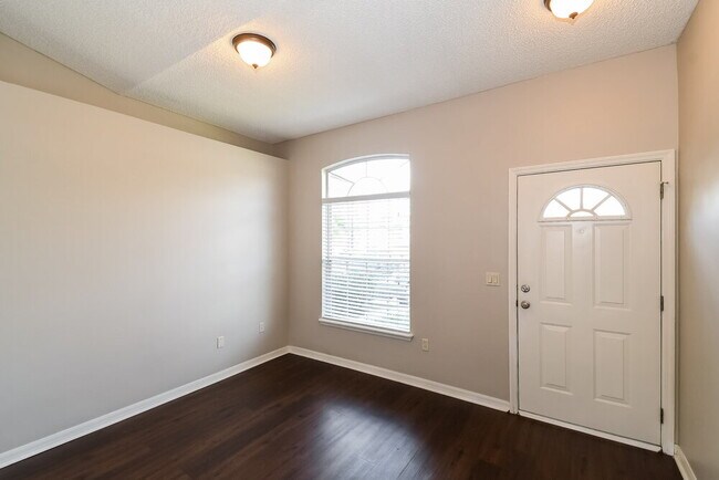 Building Photo - 1527 Irishwood Ct