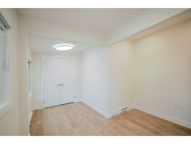 Photo du bâtiment - 12317 Beecher St