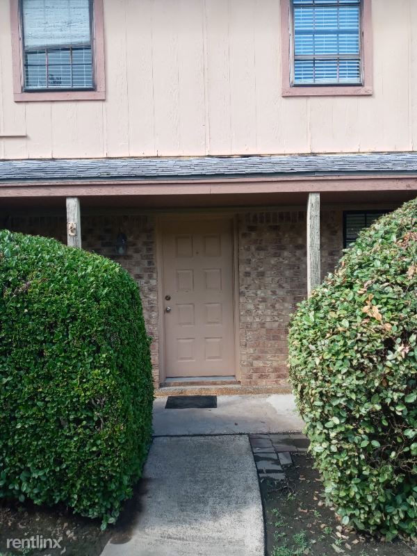 Building Photo - 6040 Bedford Dr