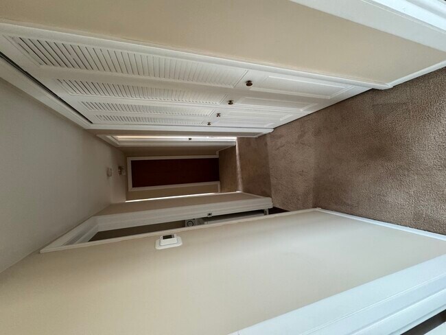 Foto del edificio - 17 E Park St