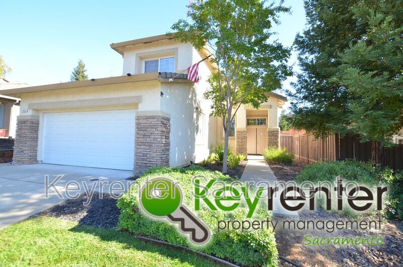 Primary Photo - 1845 Ardfern Way