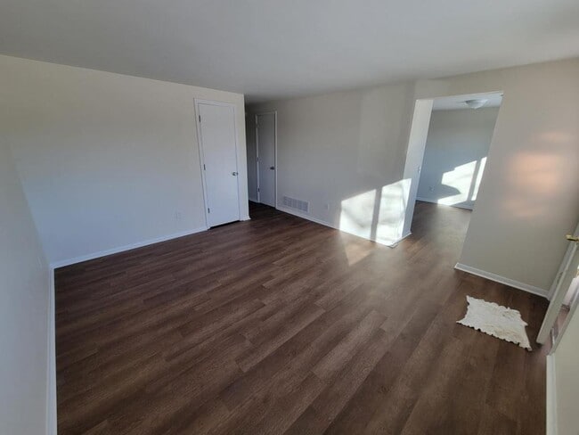 Foto del edificio - 4922 S Harrison St