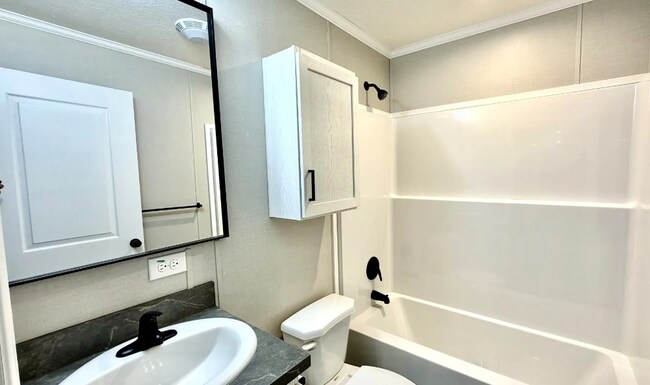 Foto del edificio - 25148 Au Lac Dr N
