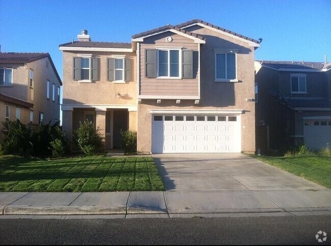 Building Photo - 2801 Hornbeam Rd