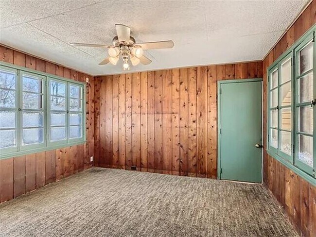 Building Photo - Boone Ave,Smart Home##