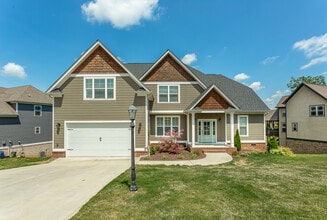 Building Photo - 7725 Peppertree Dr