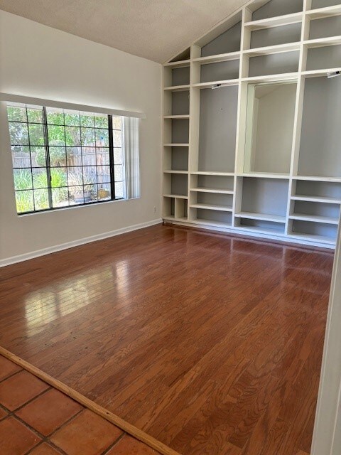 Building Photo - 2545 Desert Oak Dr