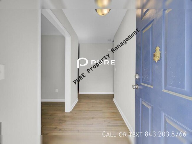 Foto del edificio - YOUR NEW HOME AWAITS... Beautiful 3 BD/2 B...