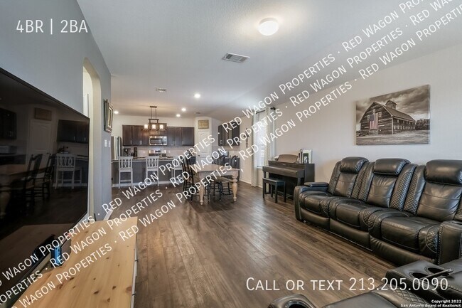 Building Photo - 12915 Whisper Xing