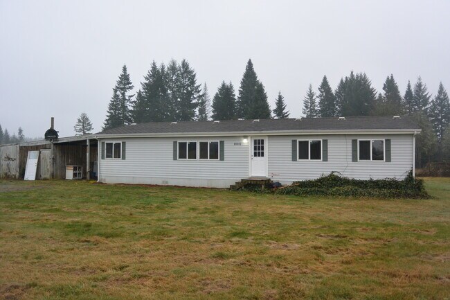 Building Photo - Spacious Battle Ground Manufactured Home f...