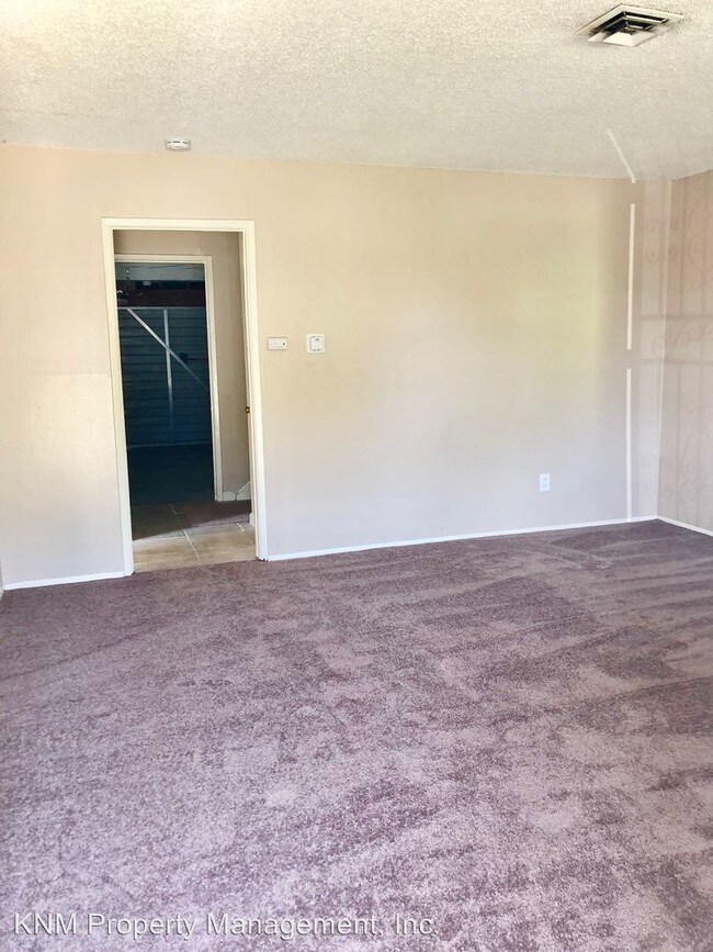 Building Photo - 3 br, 2 bath House - 1 Navajo Ln