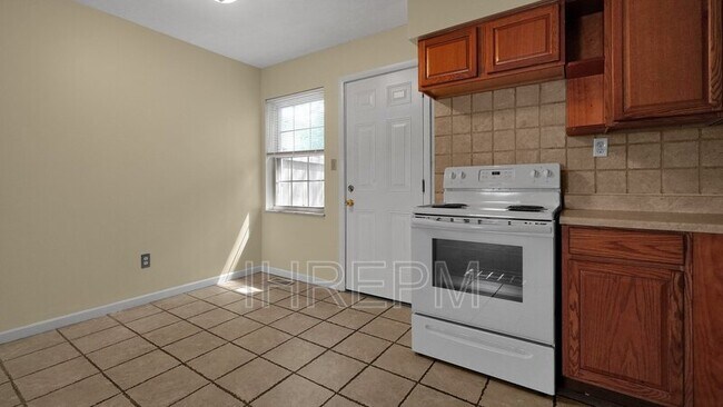 Foto del edificio - 3072 Morsetown Ct S