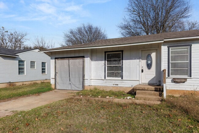 Building Photo - 103 N Tyler St