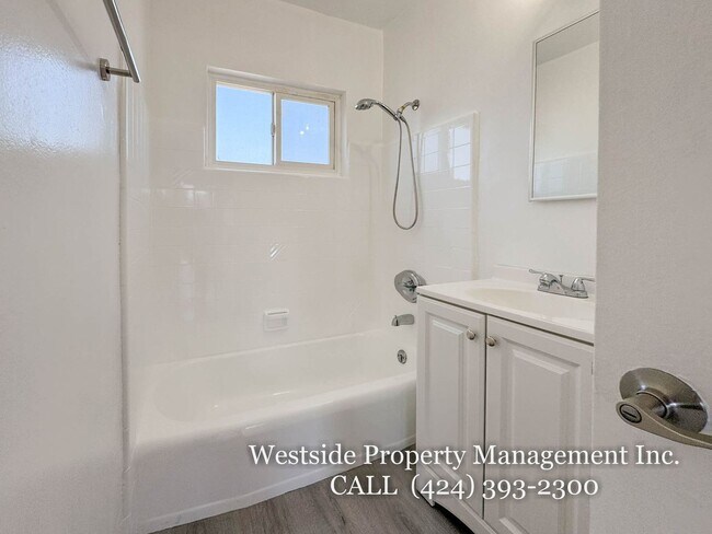 Foto del edificio - 1731 Pico Blvd