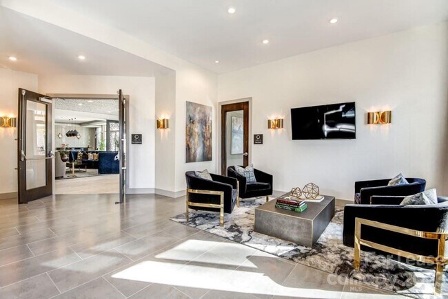 Foto del edificio - 9550 Community Commons Ln