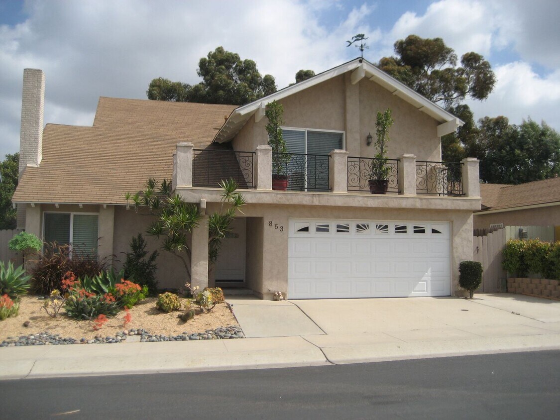 Primary Photo - Gorgeous House in East Chula Vista