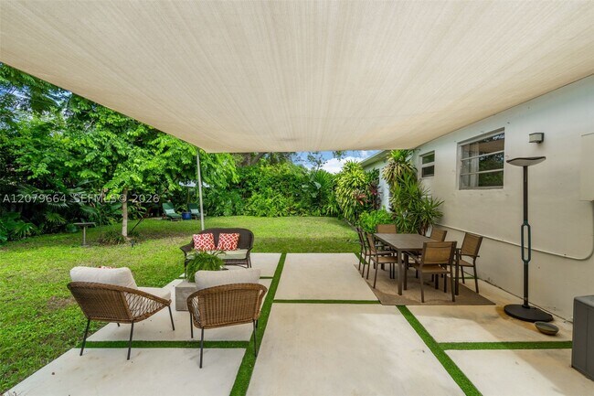 Foto del edificio - 1165 NW 110th St