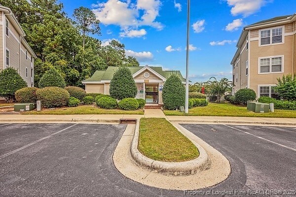 Foto del edificio - 3332 Harbour Pointe Pl