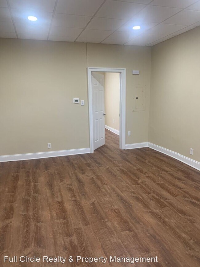 Building Photo - 2 br, 1 bath House - 26 E North St