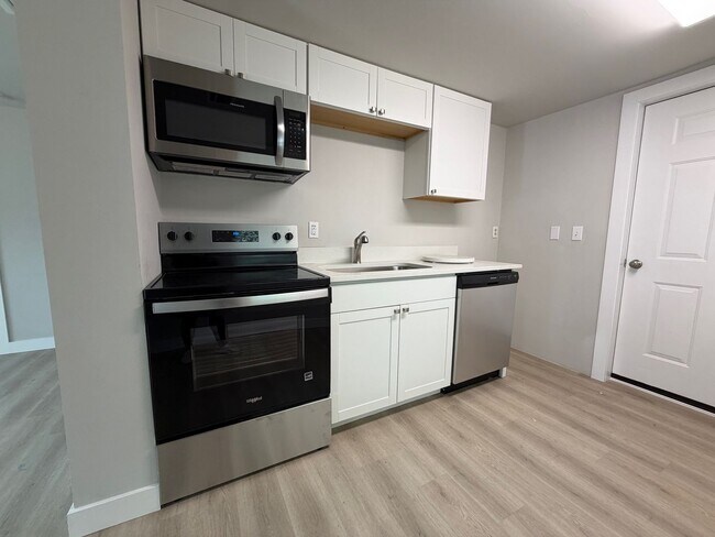 Foto del edificio - Updated 2BR/1BA Home – Modern Finishes – Gainesville, FL
